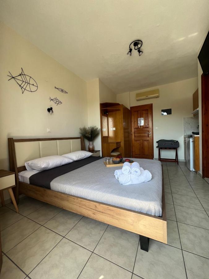 Jimmy'S Guest House Skiathos Ngoại thất bức ảnh