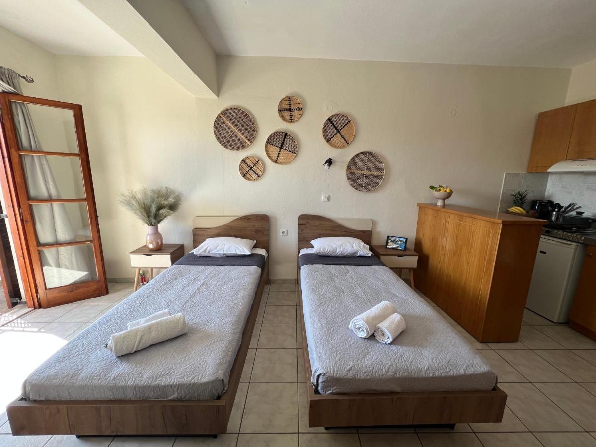 Jimmy'S Guest House Skiathos Ngoại thất bức ảnh