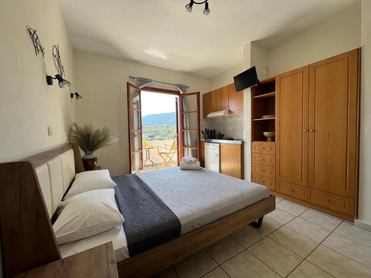 Jimmy'S Guest House Skiathos Ngoại thất bức ảnh