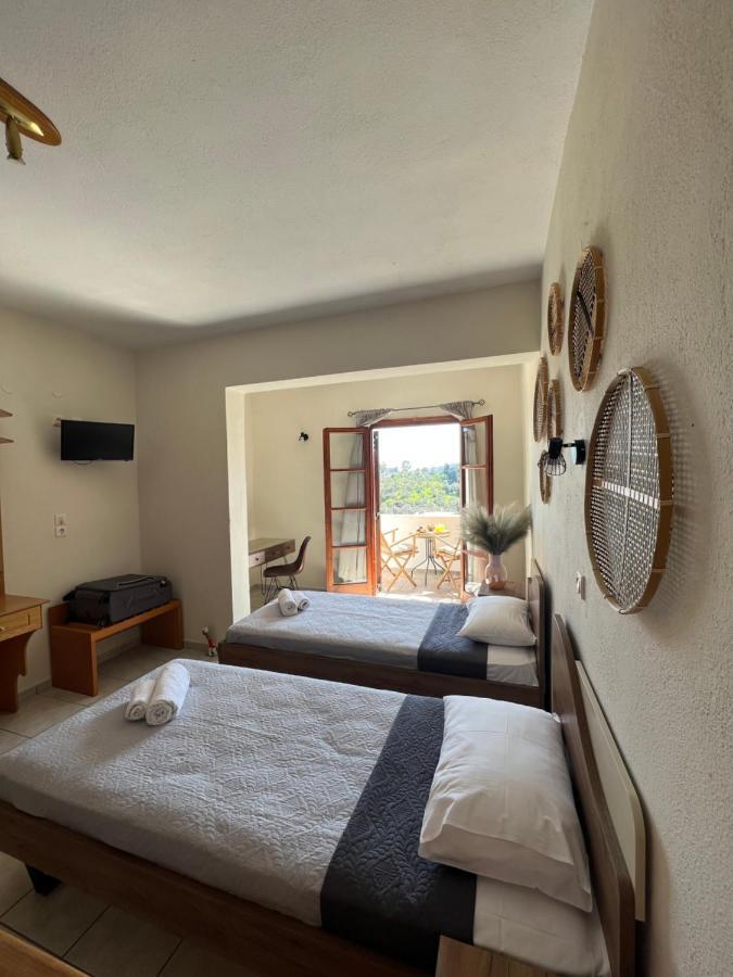 Jimmy'S Guest House Skiathos Ngoại thất bức ảnh